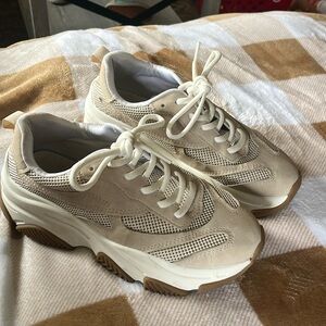Torrid 8.5ww tan and white chunky sneakers